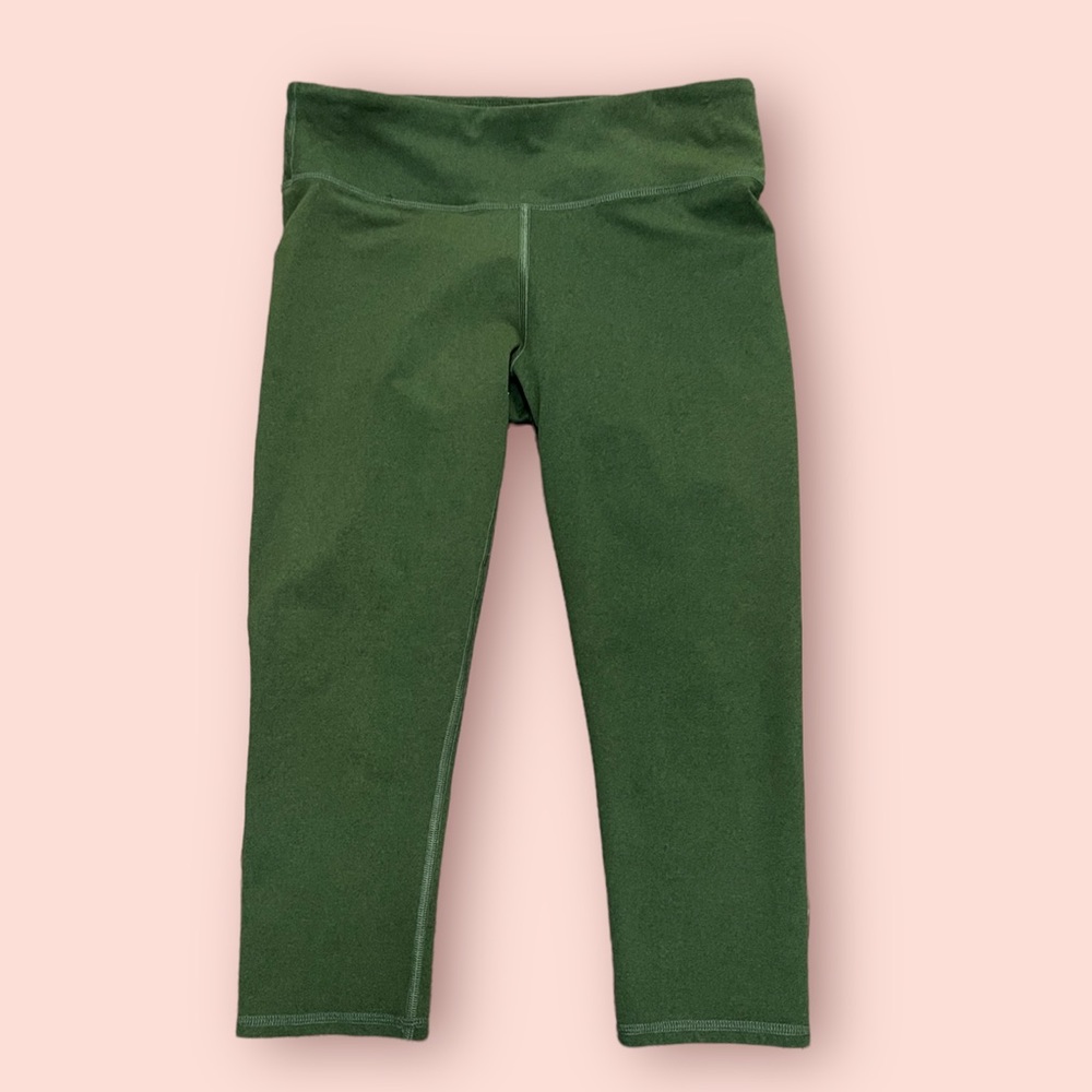 Fabletics Crop Forrest Green Leggings Size Small